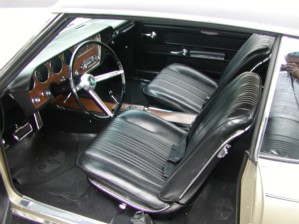 1967 PONTIAC GTO HARDTOP 400 / 335 HP Interior